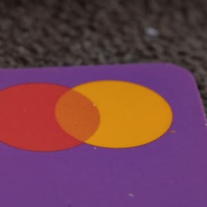 MasterCard so với các phương thức thanh toán khác trong sòng bạc trực tuyến