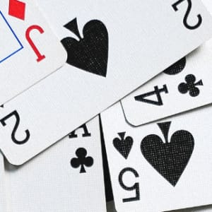 Chiến lược và kỹ thuật đếm bài trong Poker